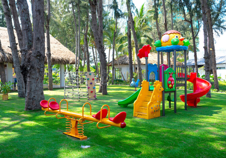 <p>Hotels, resorts, and amusement parks incorporate playgrounds to attract families and improve guest satisfaction.</p>